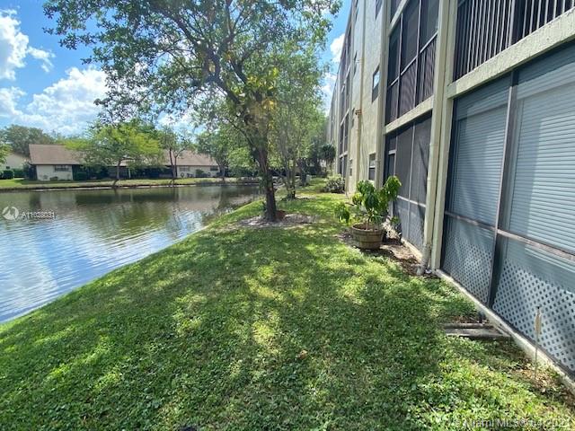 Coconut Creek, FL 33063,1700 Hammock Blvd #107