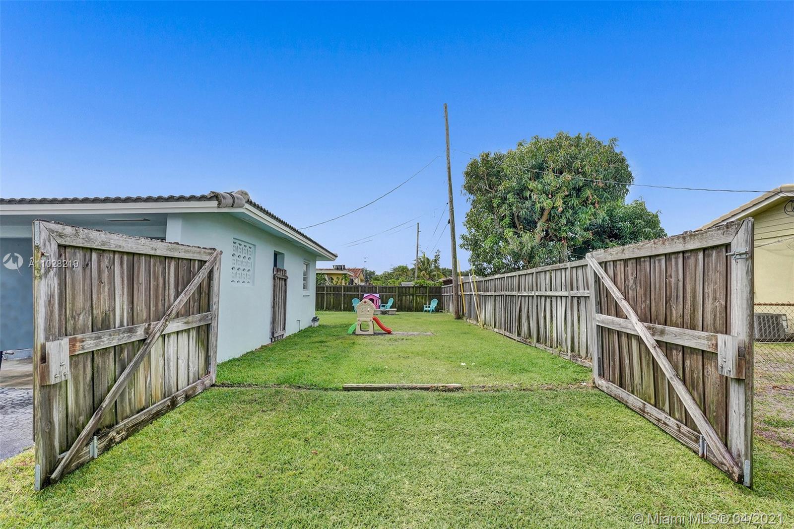 Pompano Beach, FL 33064,1720 NE 41st St