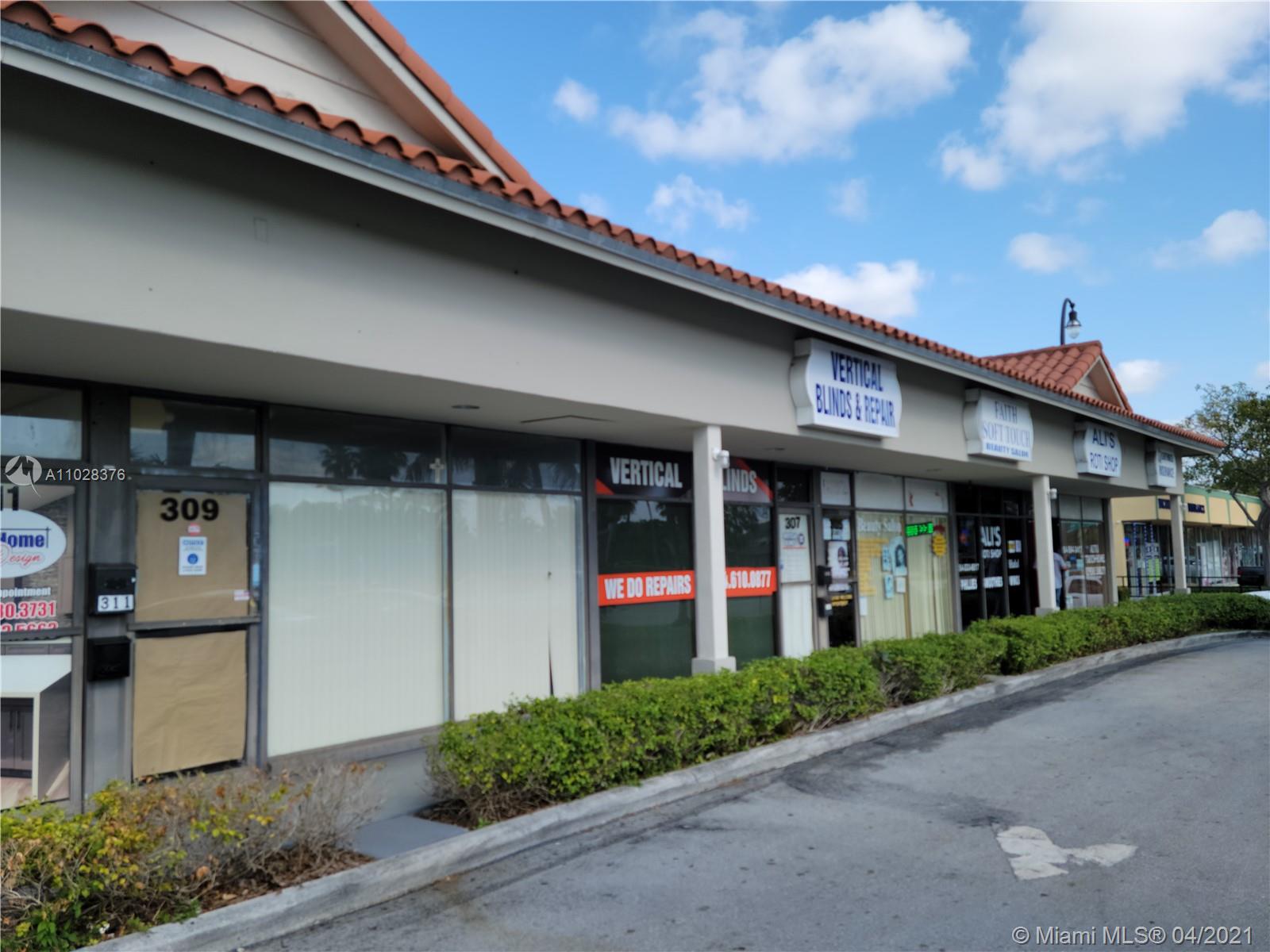 301-319 S State Road 7, Plantation, FL 33317