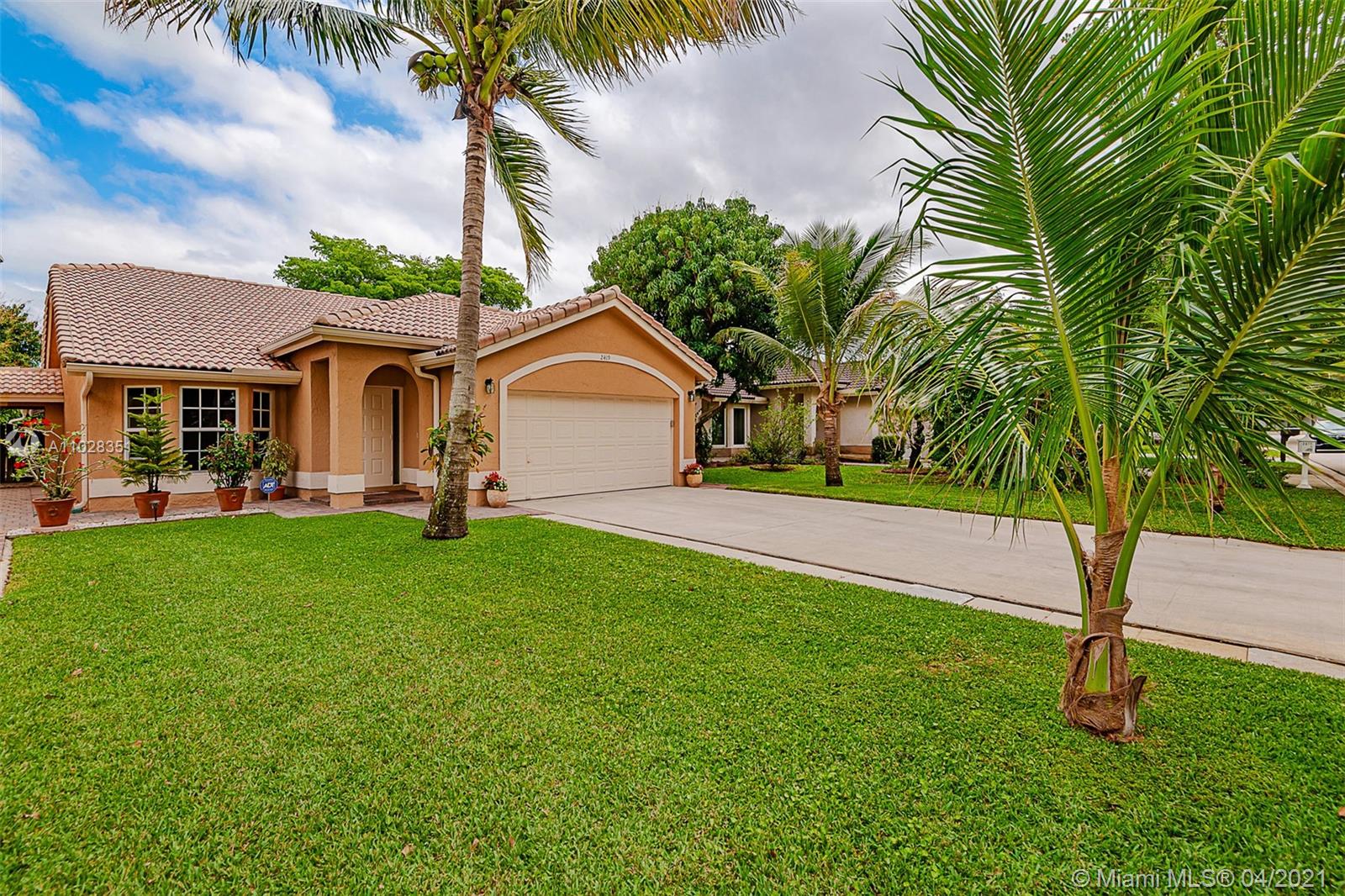 2419 NW 95th Ave, Coral Springs, FL 33065