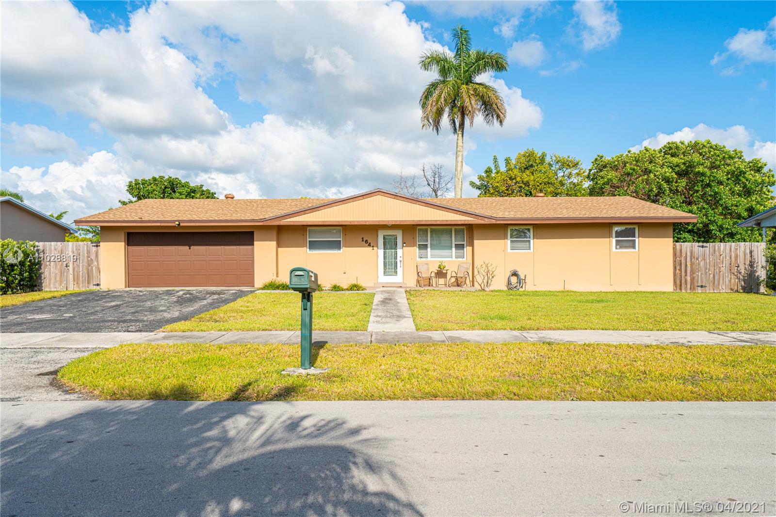 1641 NW 12th Ave, Homestead, FL 33030