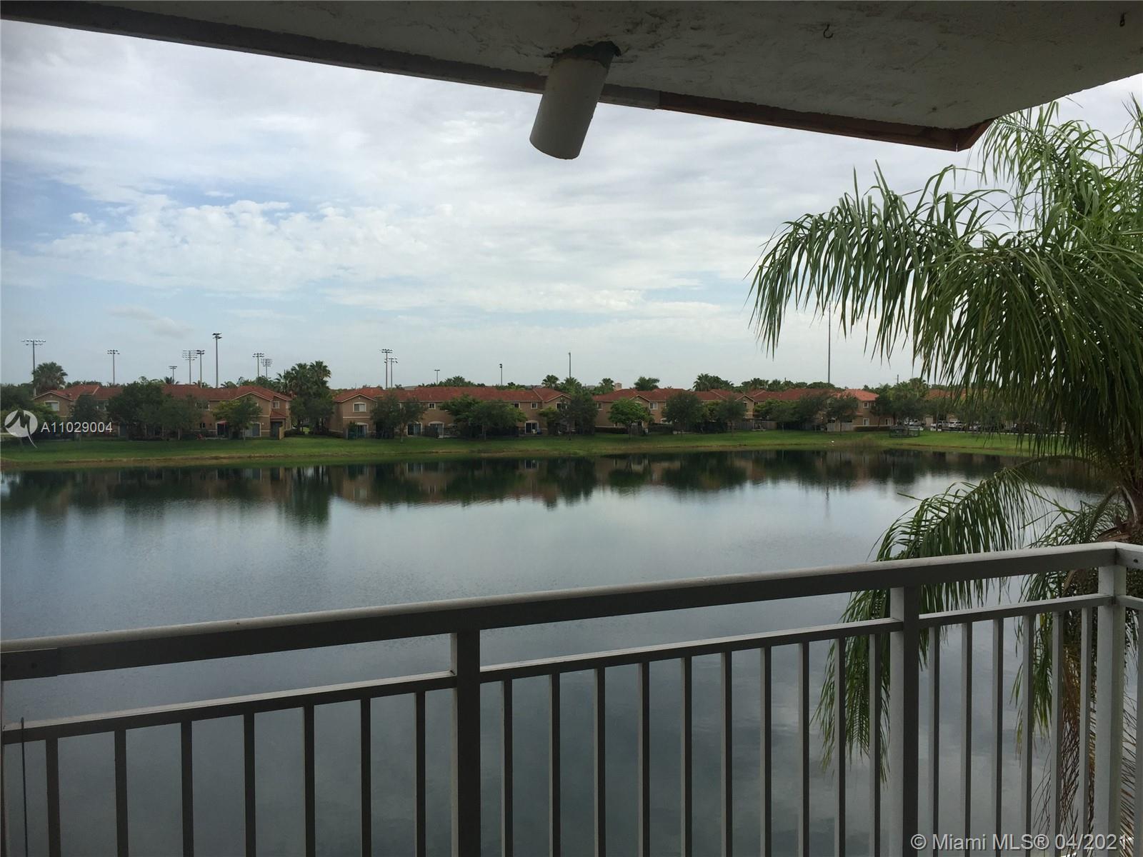 Cutler Bay, FL 33189,8590 SW 212th St #308