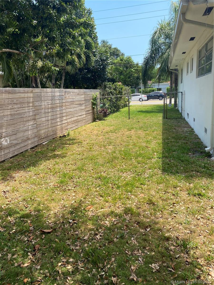 Miami Shores, FL 33138,334 NE 102nd St