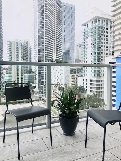 Miami, FL 33131,1155 Brickell Bay Dr #805