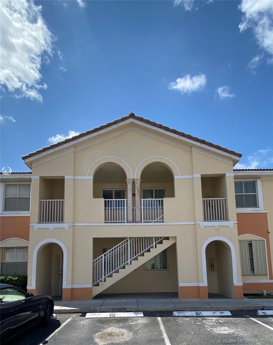 Homestead, FL 33035,1661 SE 28th St #208