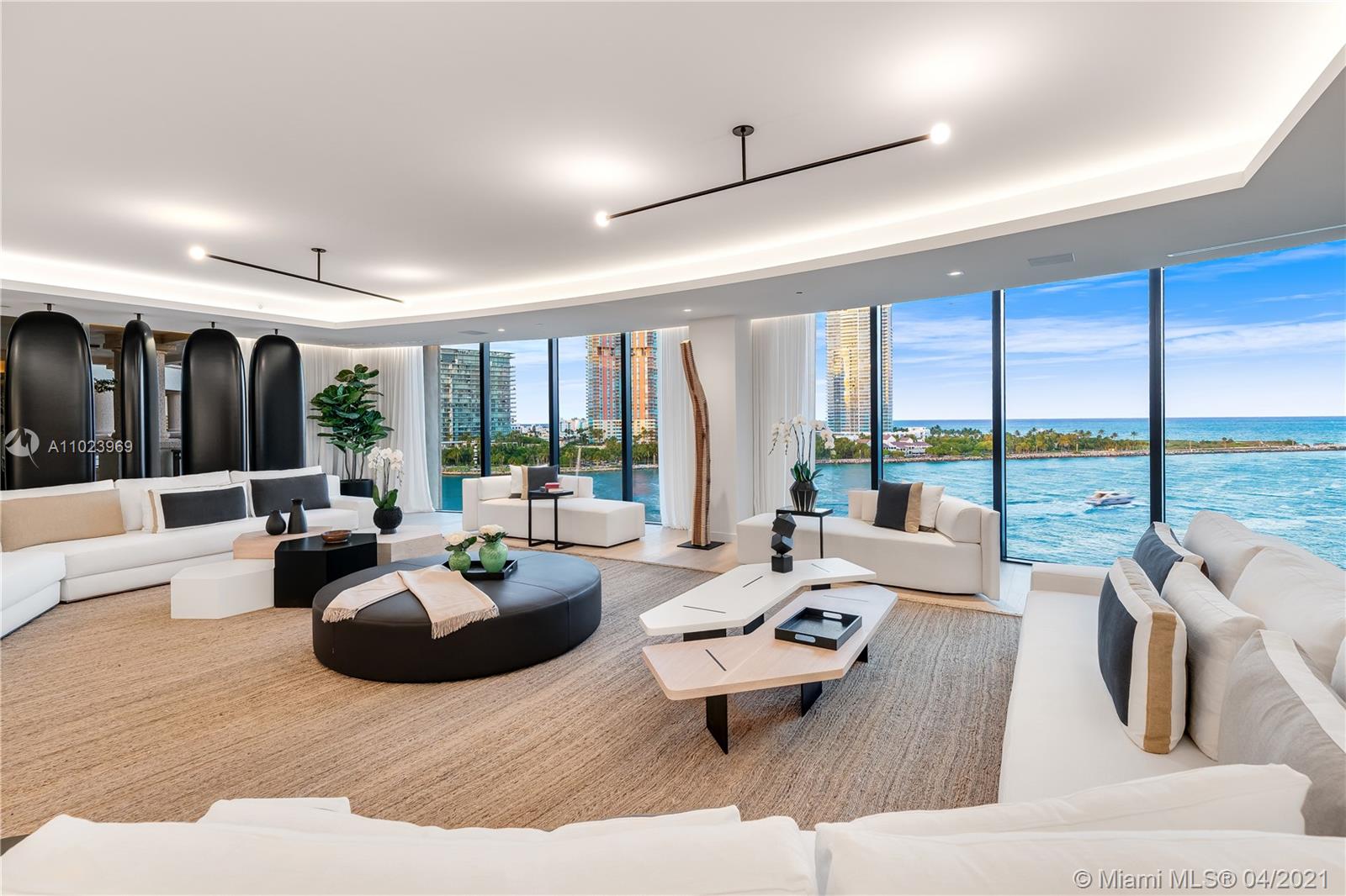 Miami Beach, FL 33109,6885 Fisher Island Dr #6885