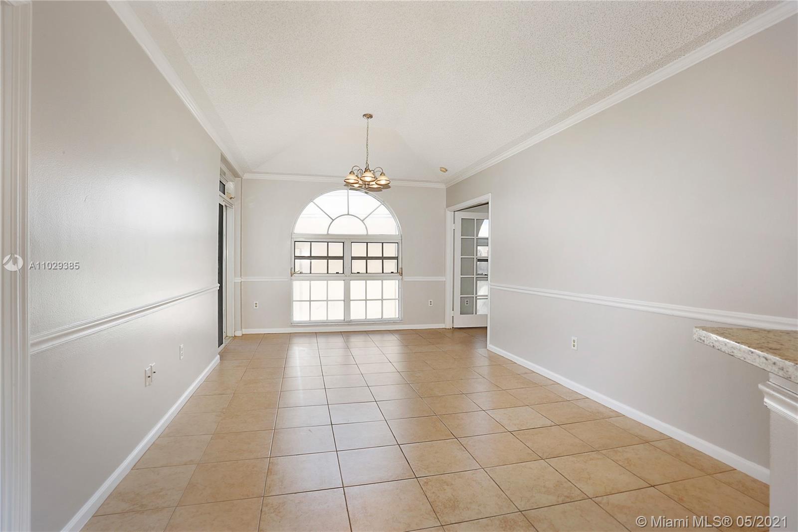 Coral Gables, FL 33146,1280 S Alhambra Cir #2414