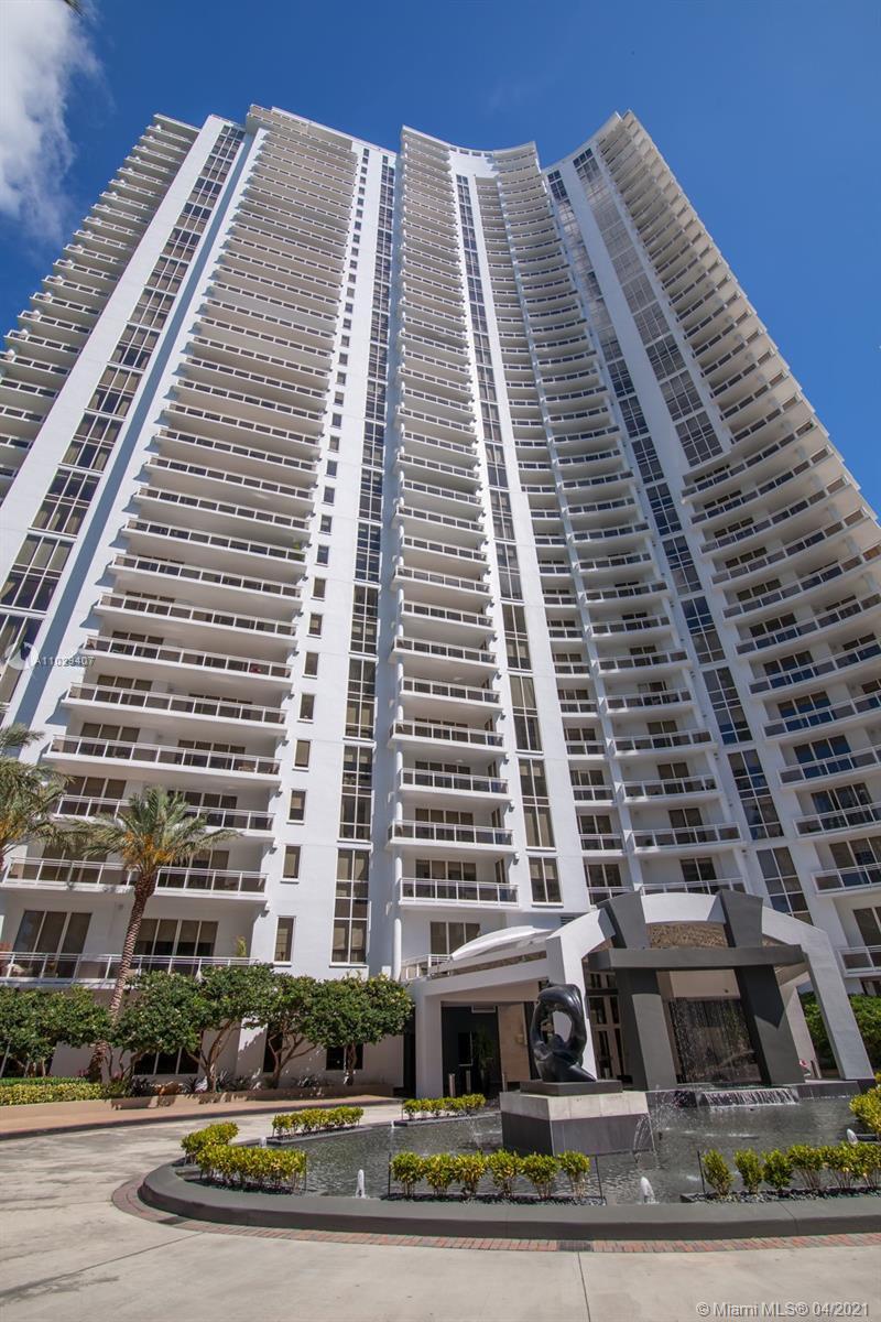 901 Brickell Key Blvd #3206, Miami, FL 33131