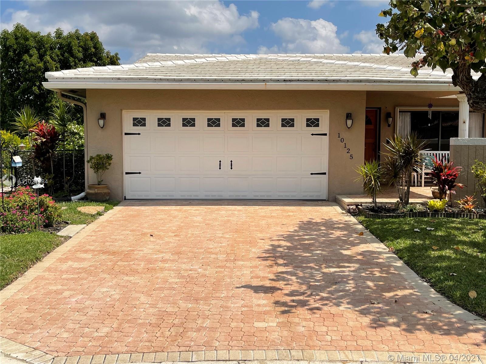 10125 NW 43rd St, Coral Springs, FL 33065