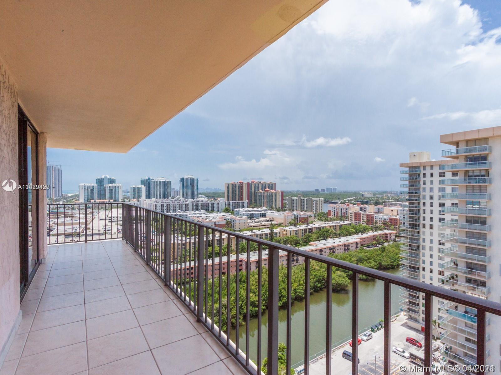 Sunny Isles Beach, FL 33160,210 174th St #2109