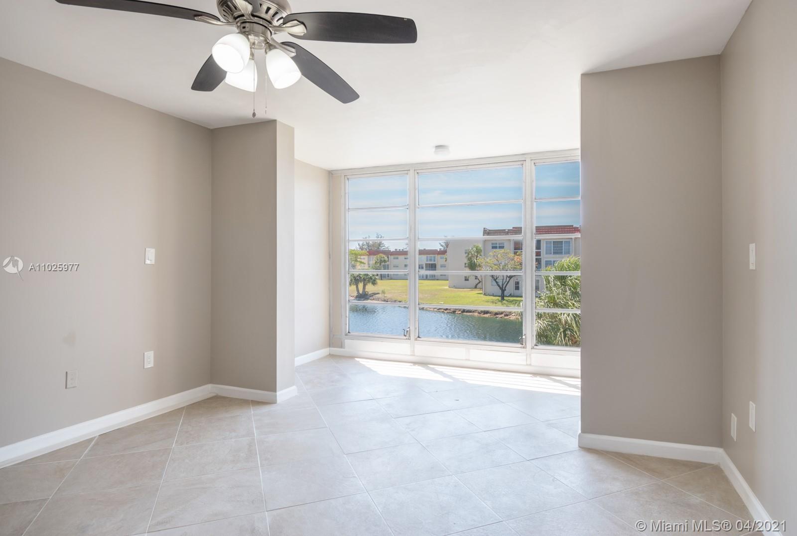 Sunrise, FL 33322,8040 N Sunrise Lakes Dr #204