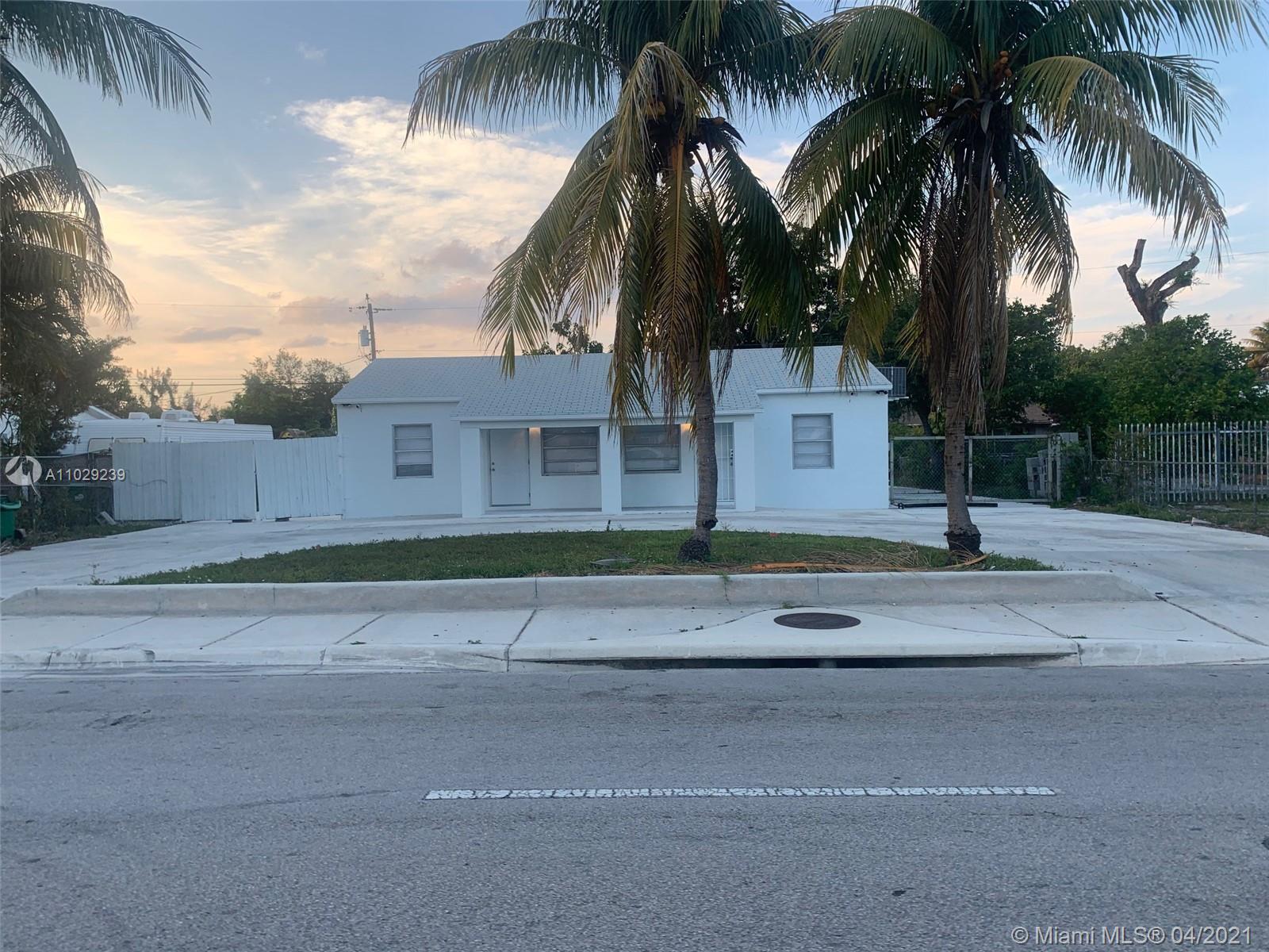 2269 NW 95th St, Miami, FL 33147