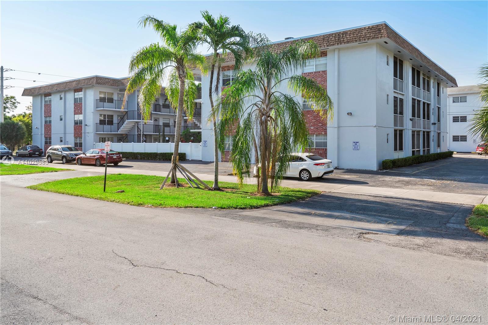 Hallandale Beach, FL 33009,714 NE 10th St #203