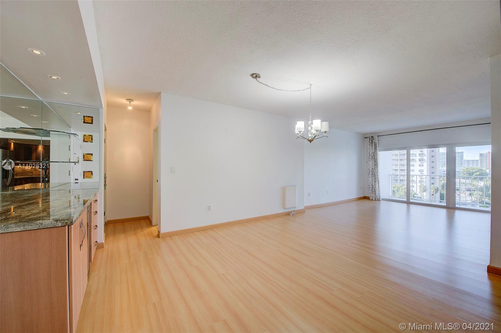 Sunny Isles Beach, FL 33160,500 Bayview Dr #625