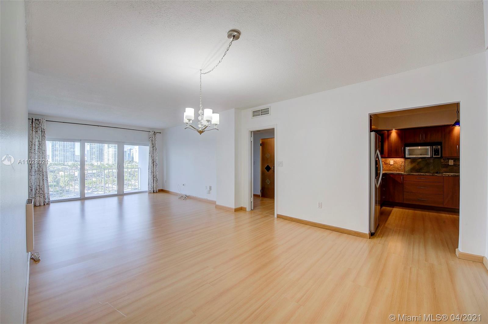 Sunny Isles Beach, FL 33160,500 Bayview Dr #625