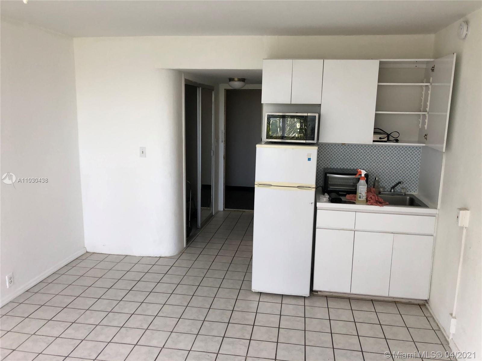 Miami Beach, FL 33141,6484 Indian Creek Drive #211