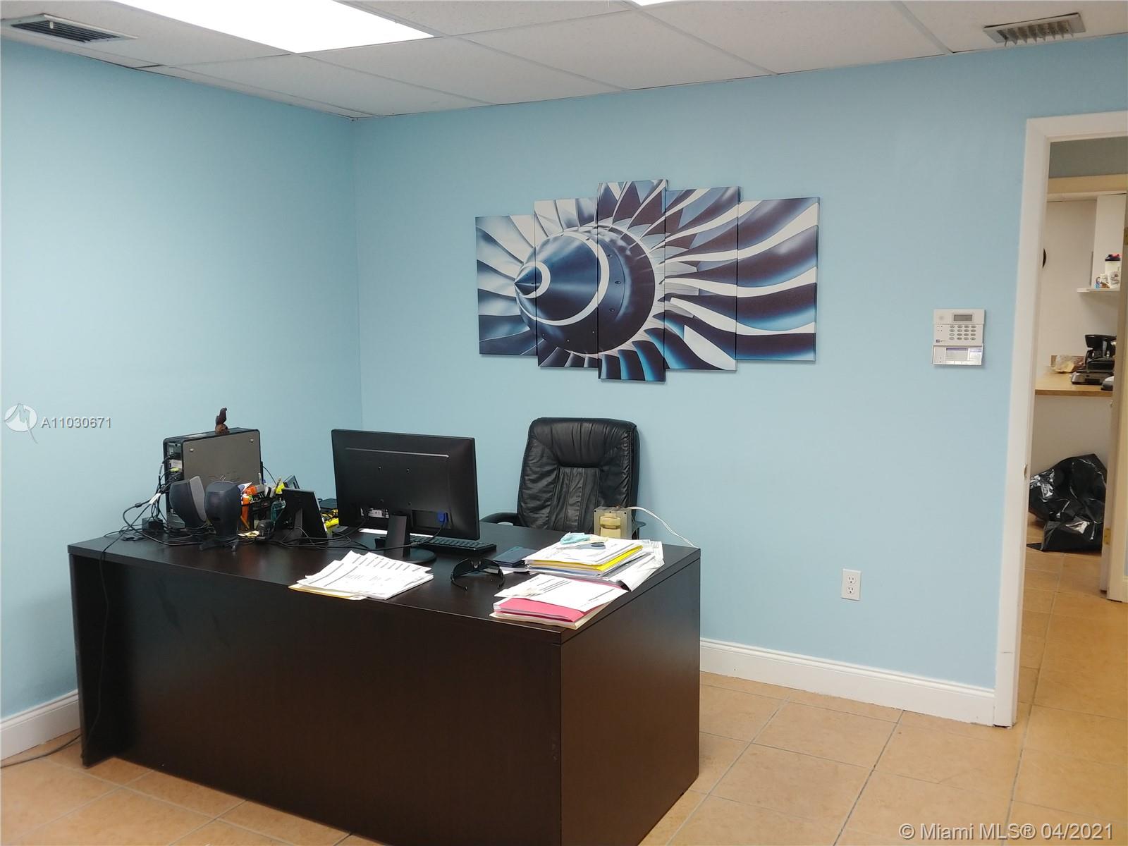 Hialeah, FL 33015,6175 NW 167th St #G24