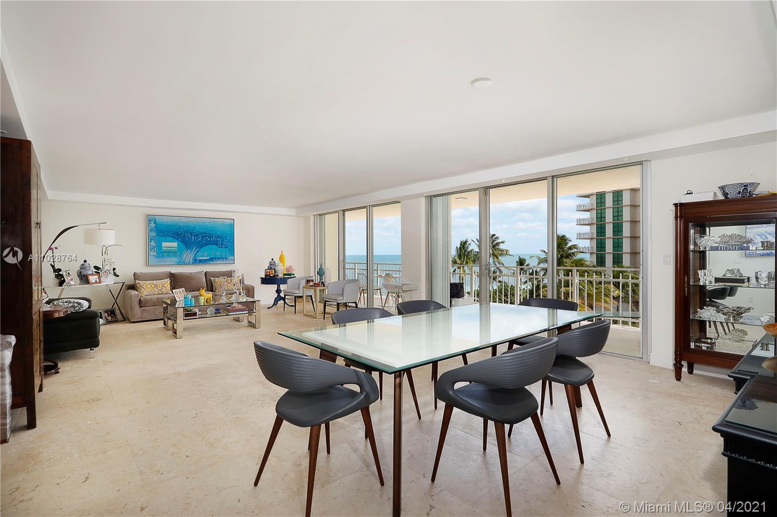 Key Biscayne, FL 33149,600 Grapetree Dr #5BS