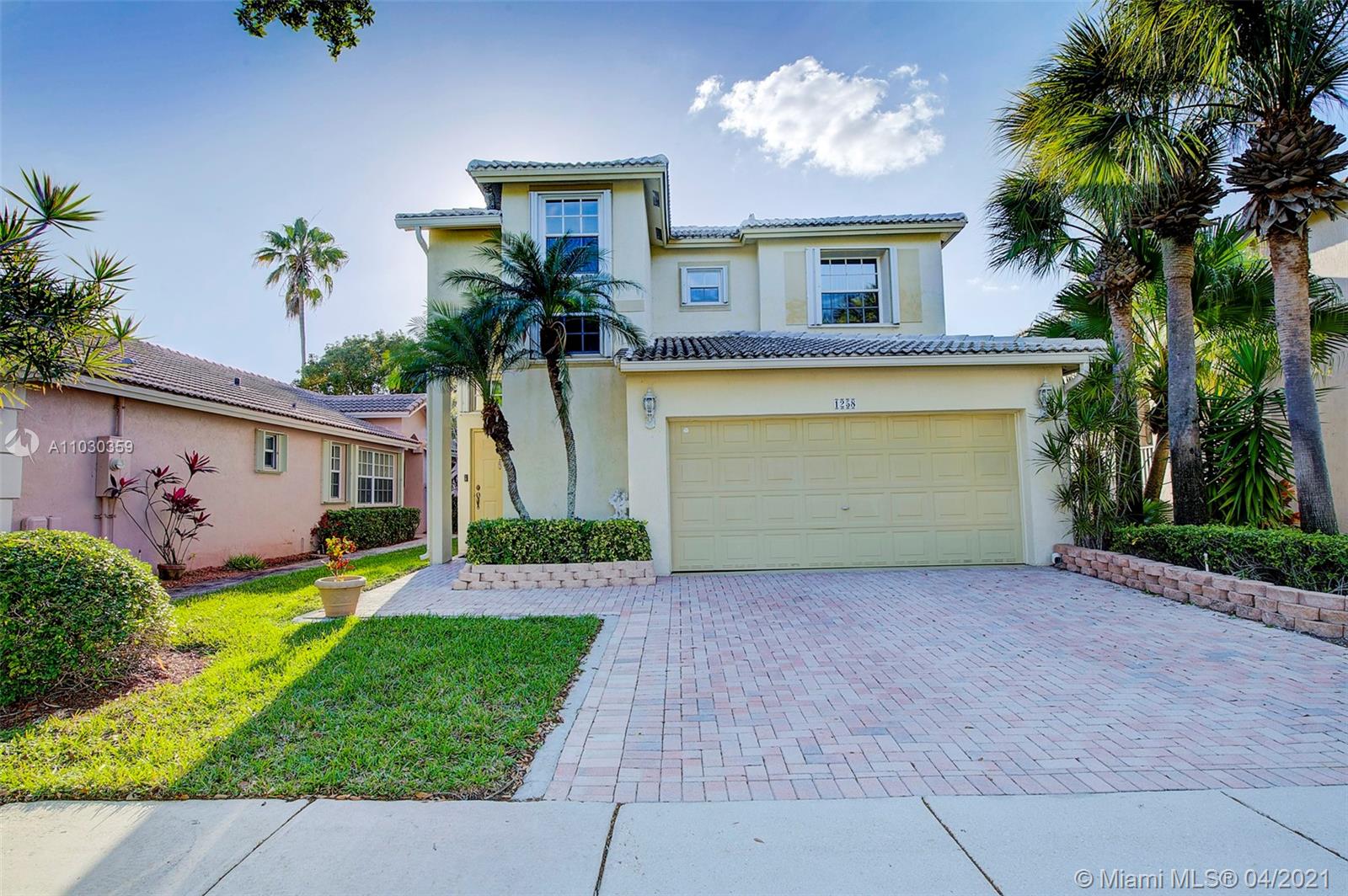 1258 NW 170th Ave, Pembroke Pines, FL 33028