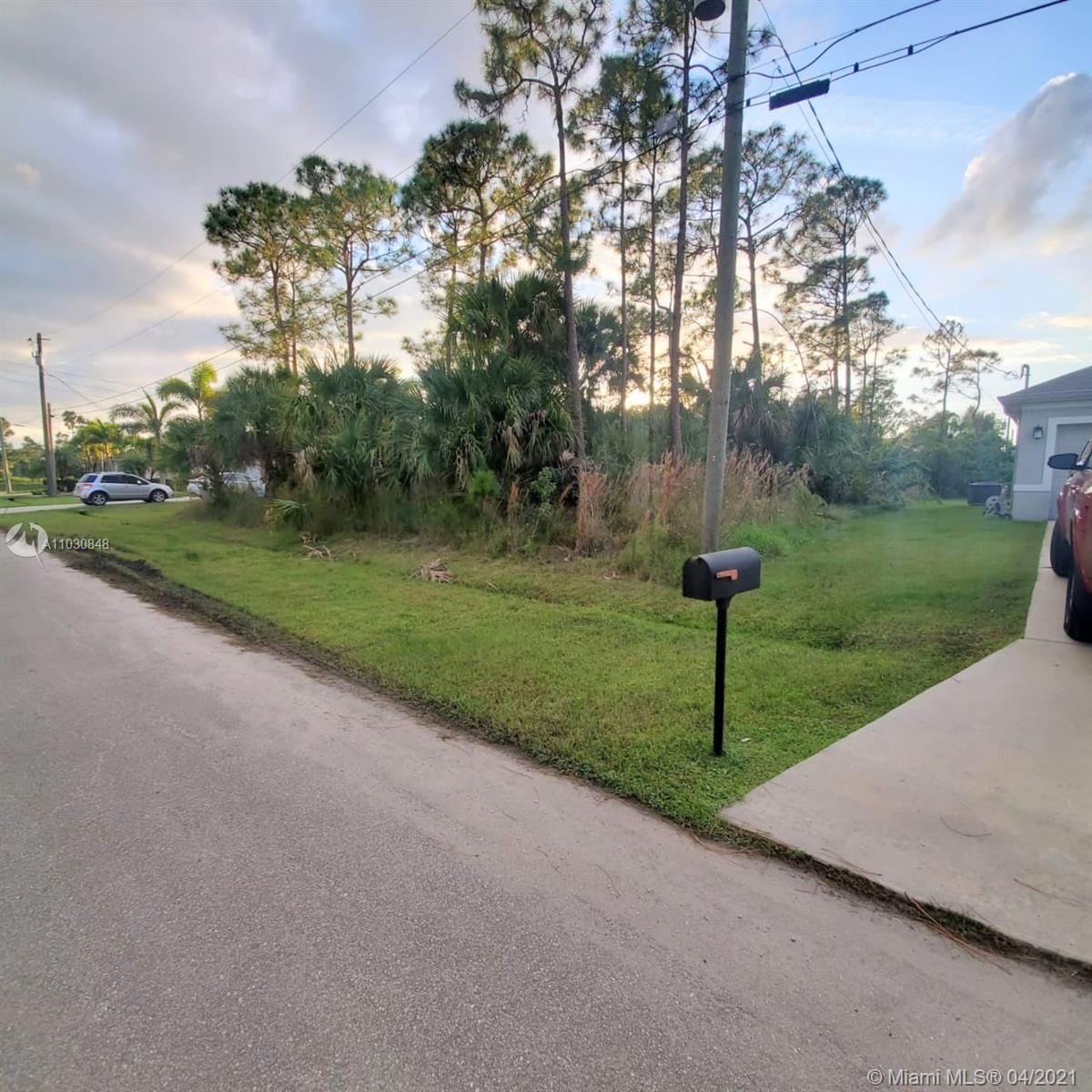 Port St. Lucie, FL 34953,3174 SW Centamino St