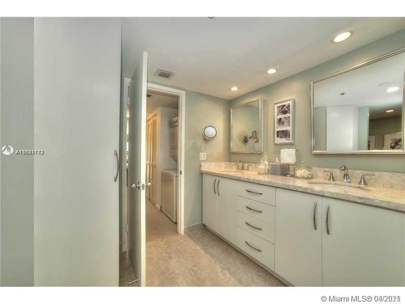 1717 N Bayshore Dr #A-3157, Miami, FL 33132