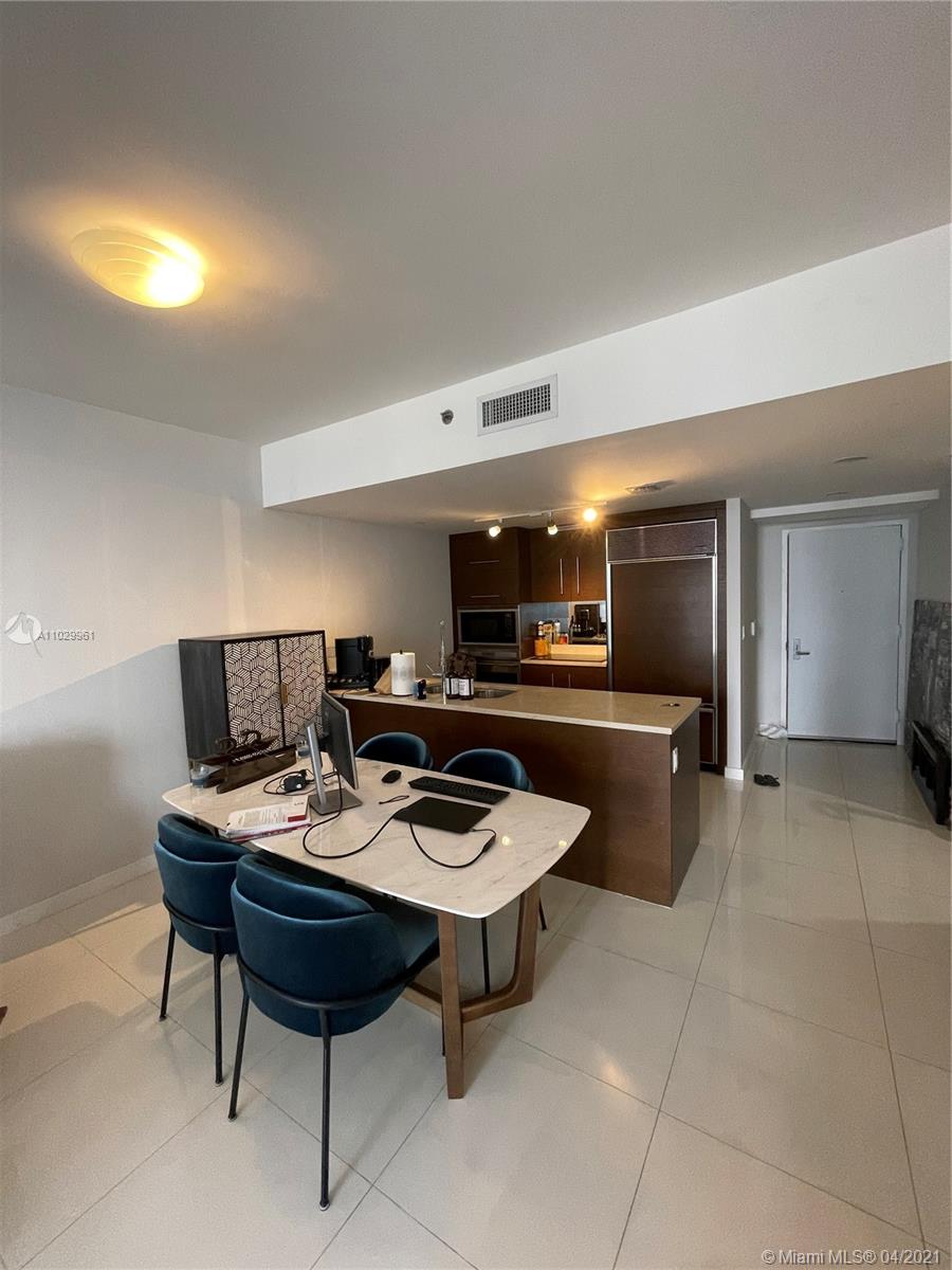 Miami, FL 33131,475 Brickell Ave #2314