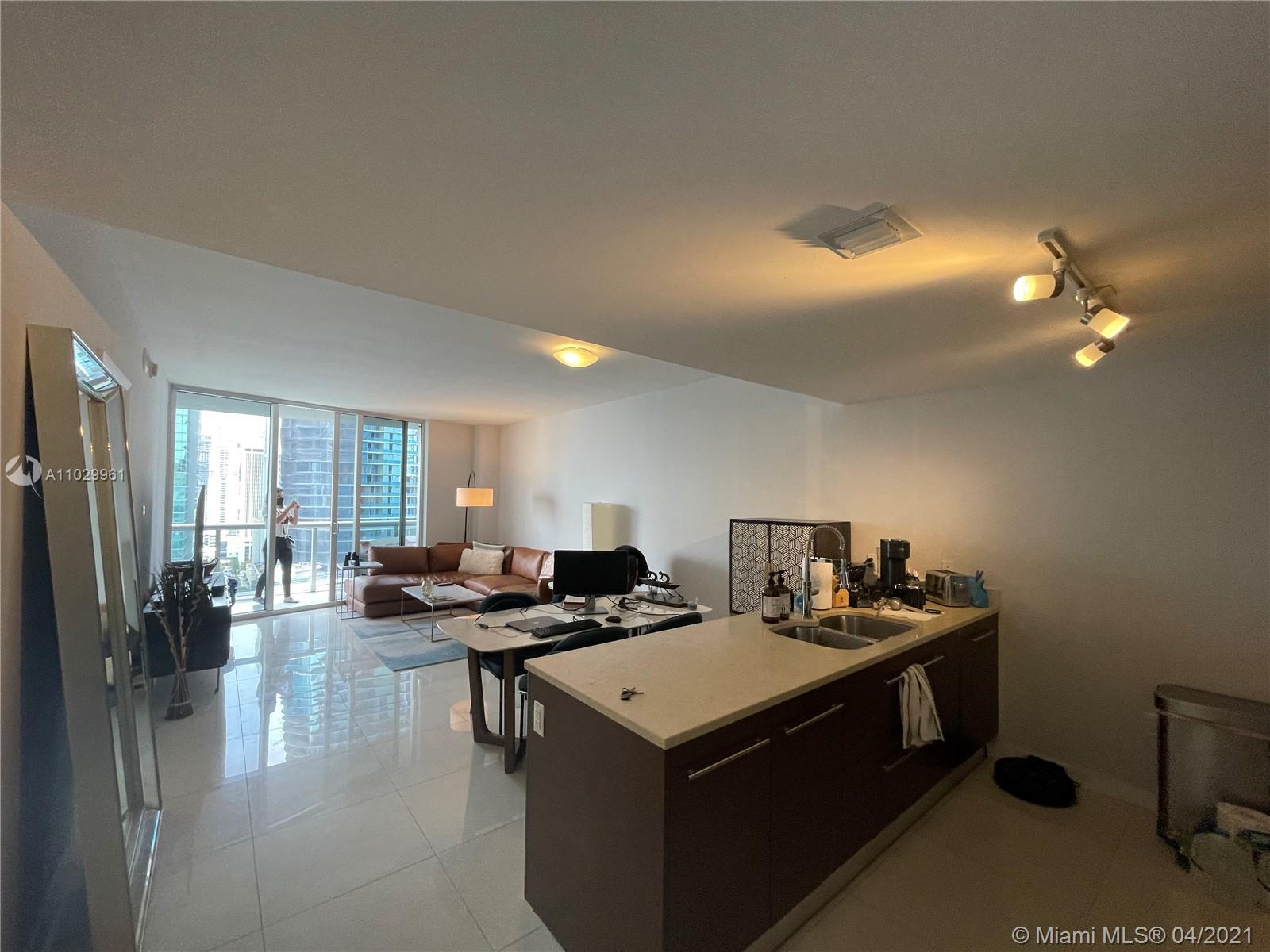 Miami, FL 33131,475 Brickell Ave #2314