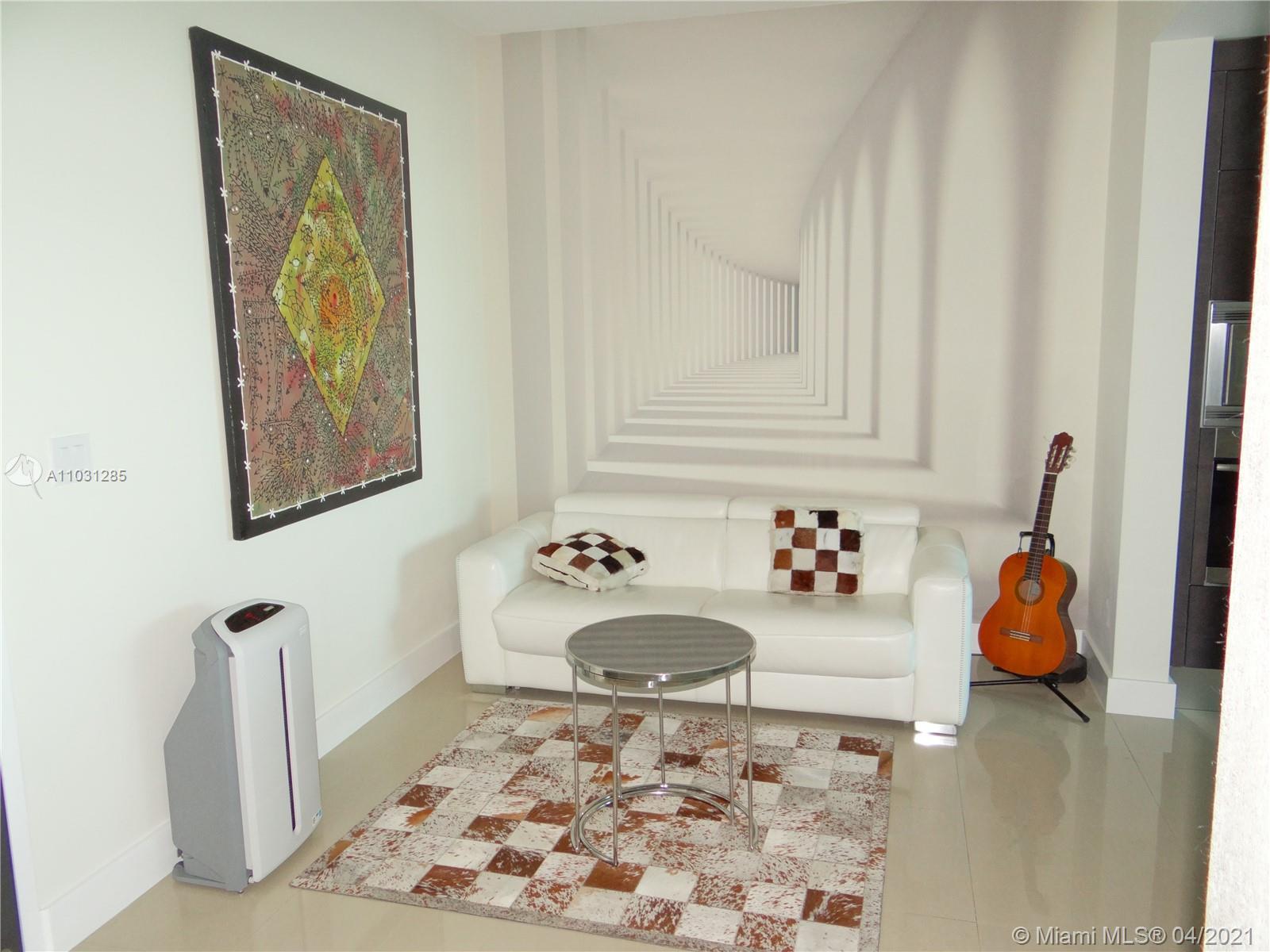 Photo 2 of 900 Biscayne Bay Apt 3403 in Miami - MLS A11031285
