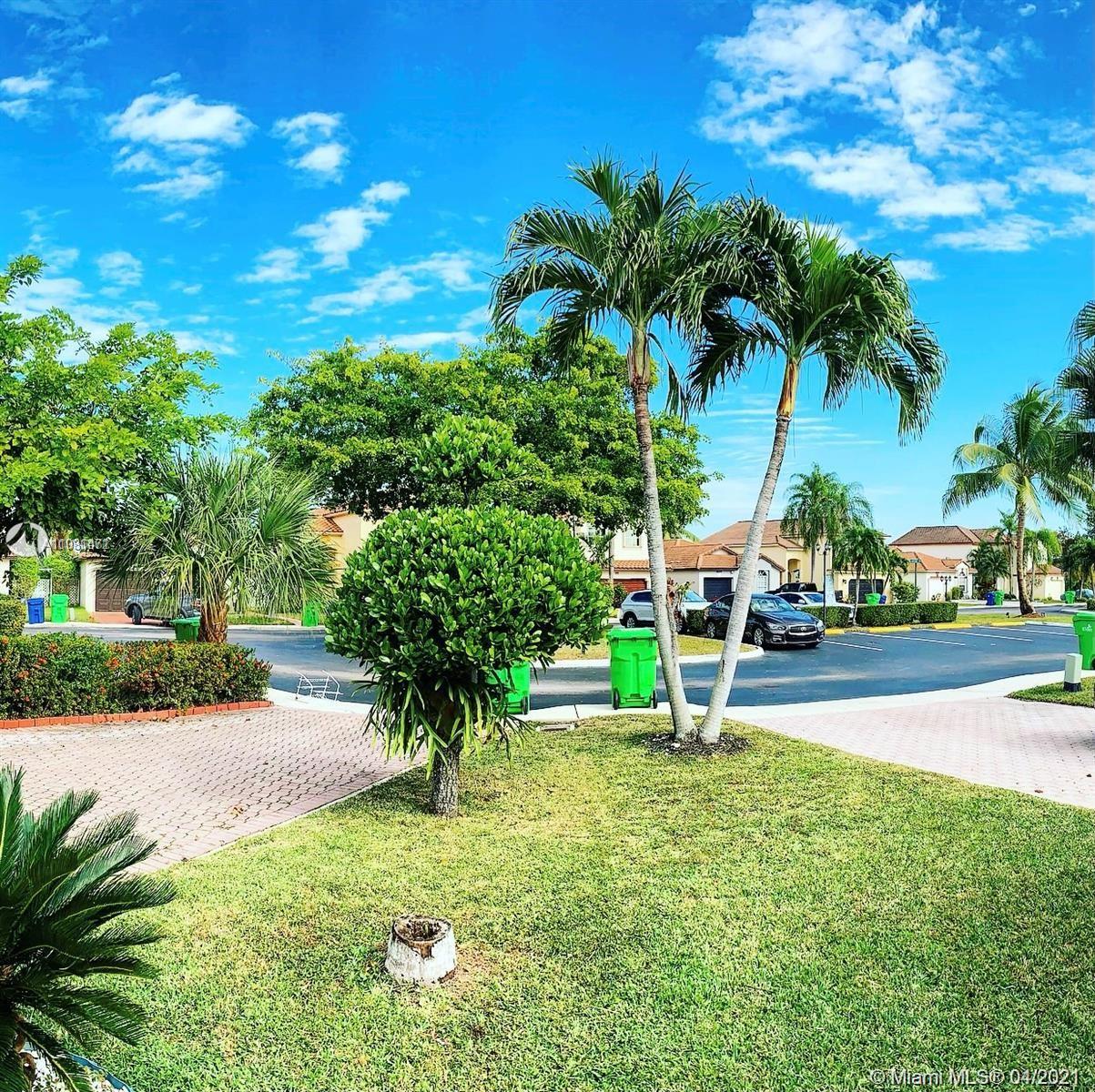 Sunrise, FL 33326,476 Lakeside Cir