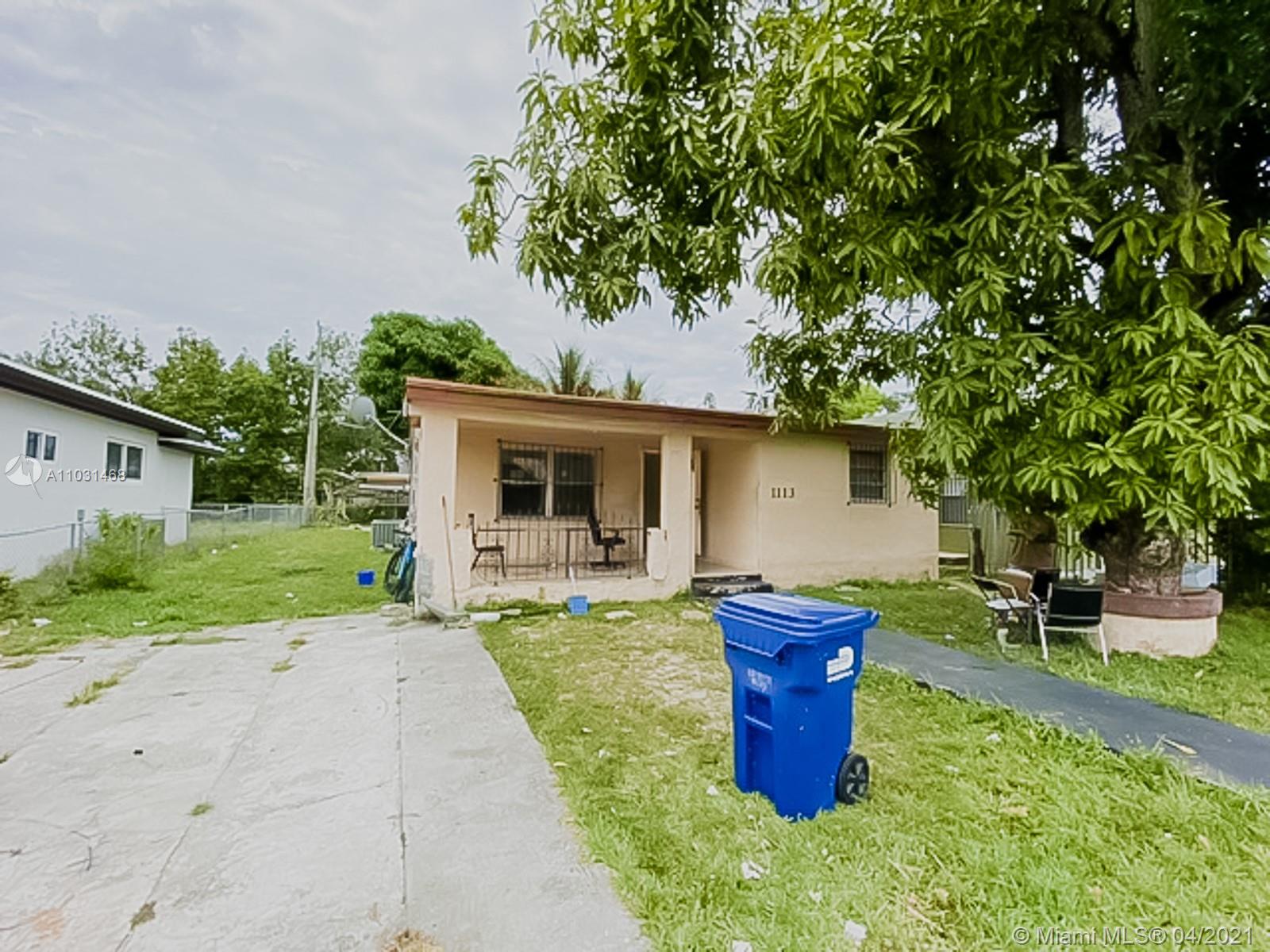 1113 NW 103rd St, Miami, FL 33150