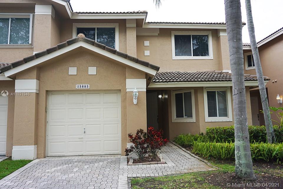 15885 SW 11th St #3-32, Pembroke Pines, FL 33027