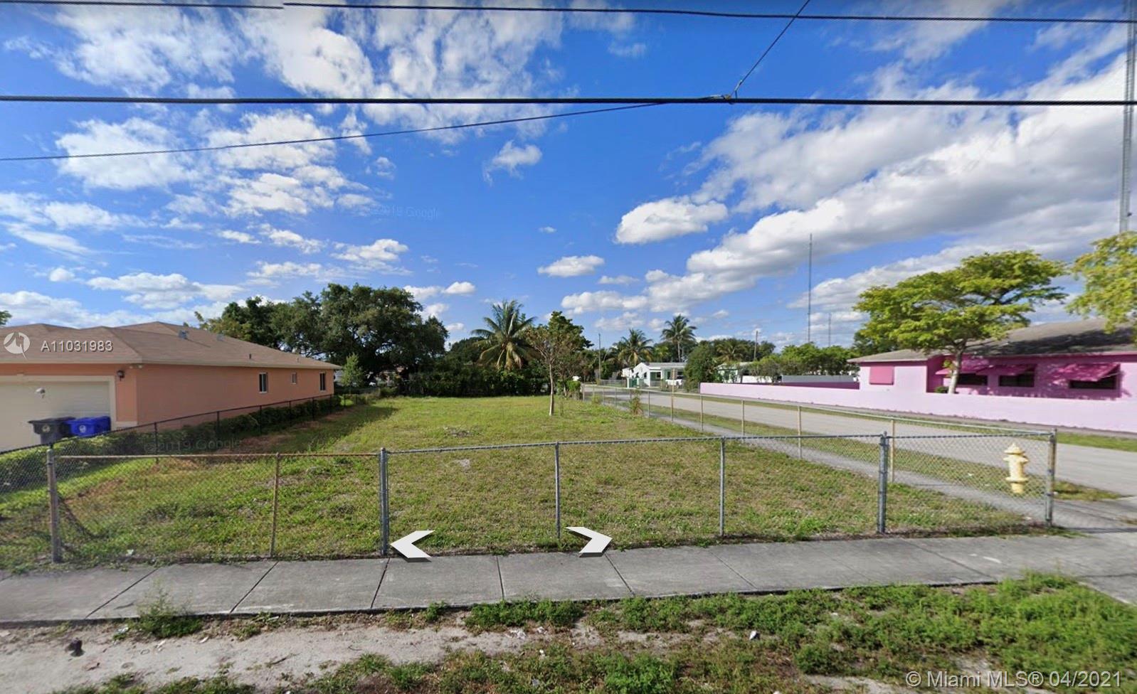 46th Ave SW 24th St, West Park, FL 33023