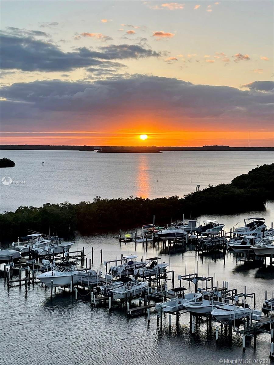 Fort Pierce, FL 34949,5167 N Highway A1a #305