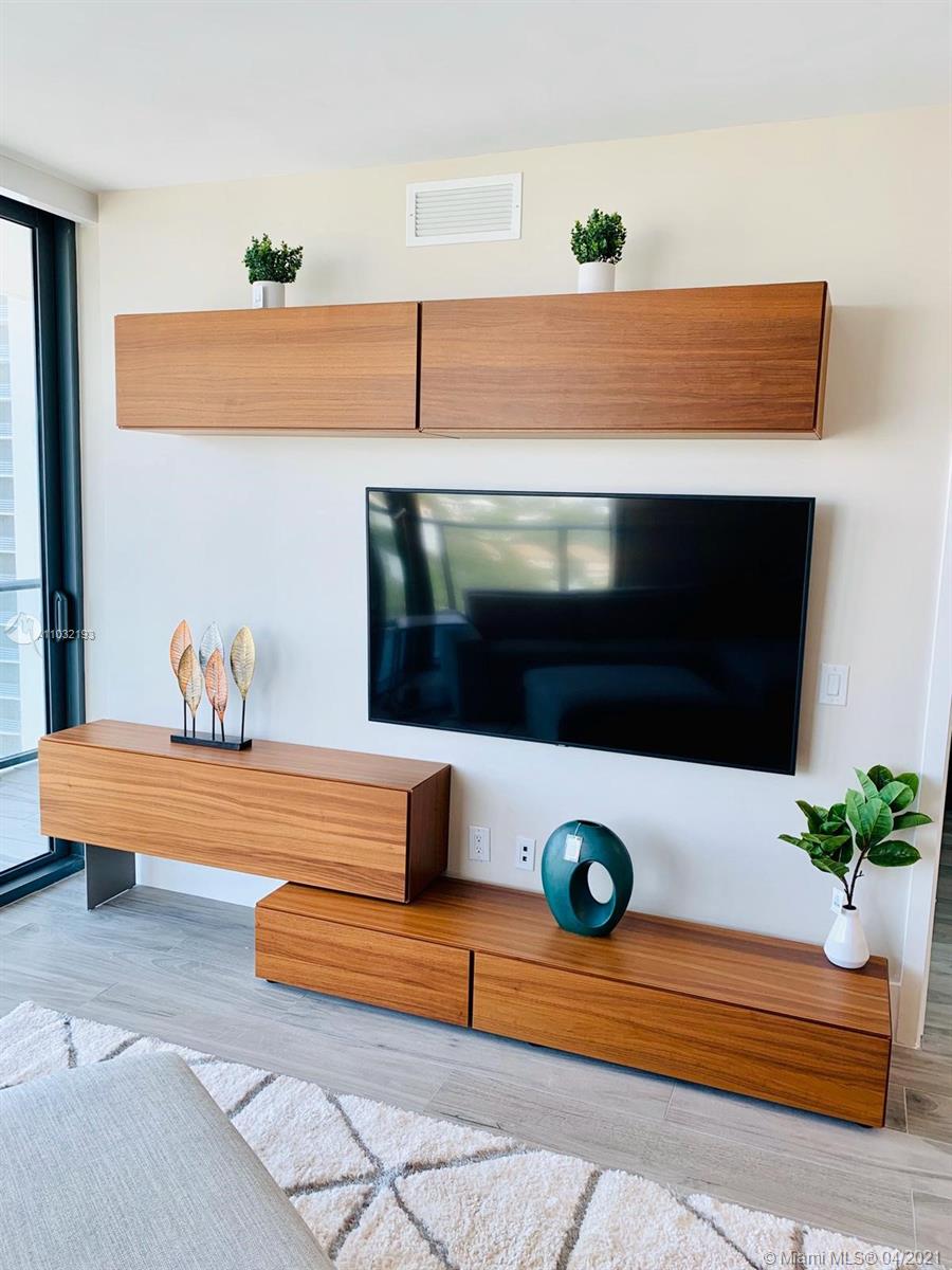 501 NE 31st St #1201, Miami, FL 33137