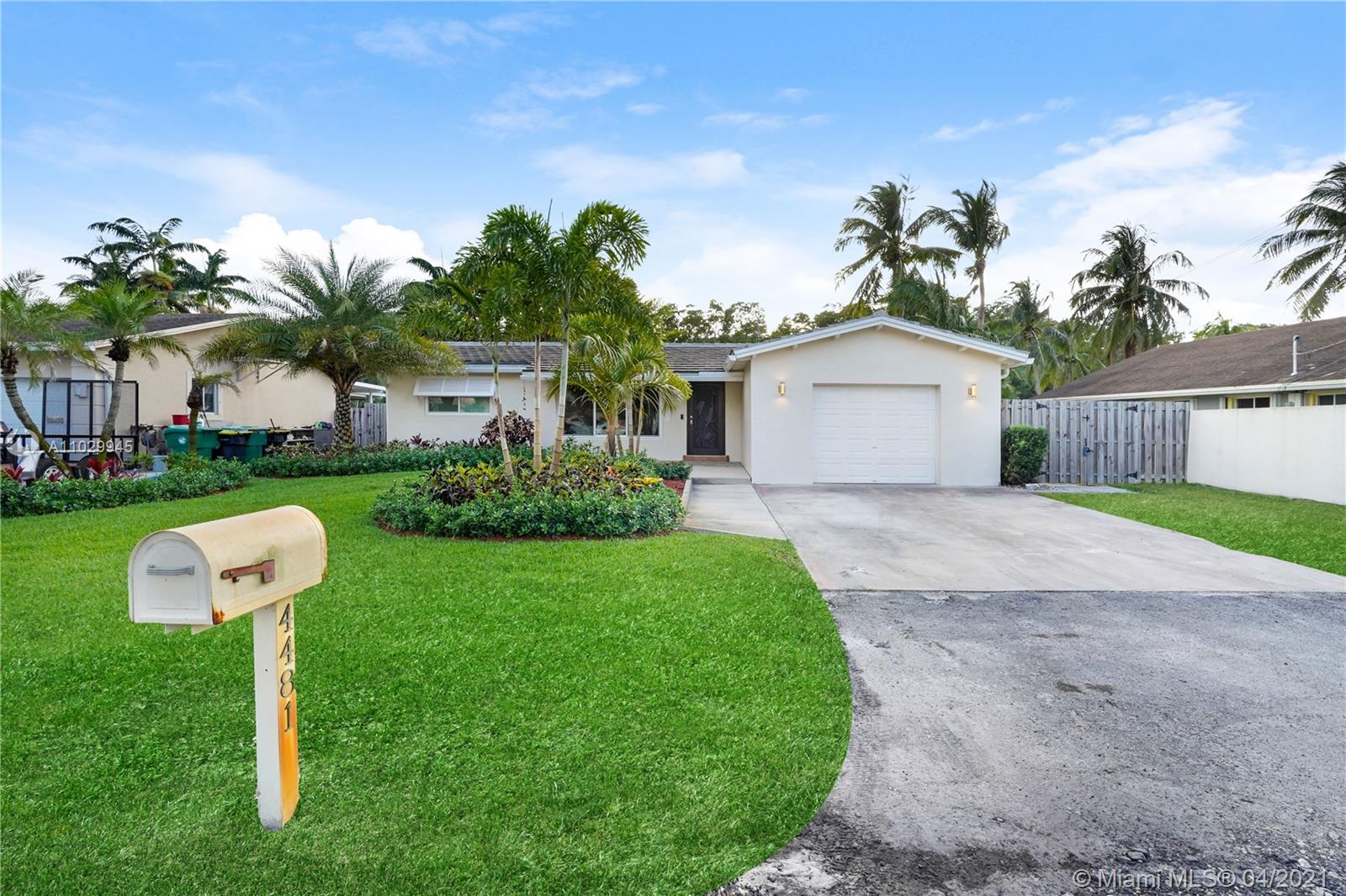 Dania Beach, FL 33312,4481 SW 38th Ter