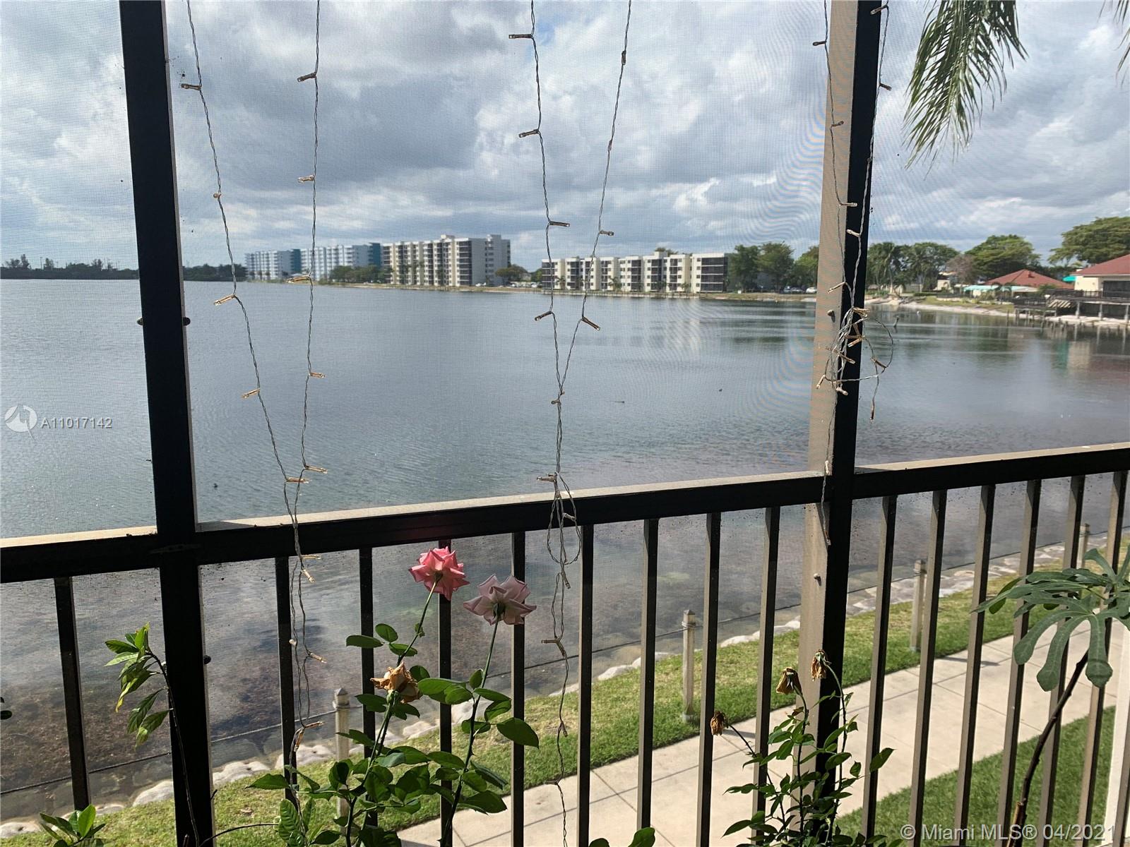 Oakland Park, FL 33309,109 Lake Emerald Dr #202