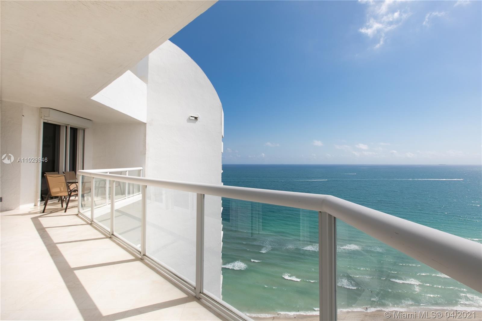 Sunny Isles Beach, FL 33160,16425 Collins Ave #OS18A