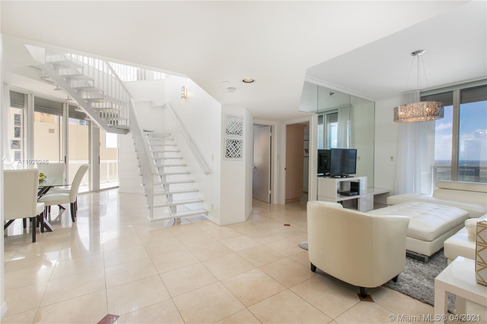 Sunny Isles Beach, FL 33160,16425 Collins Ave #OS18A