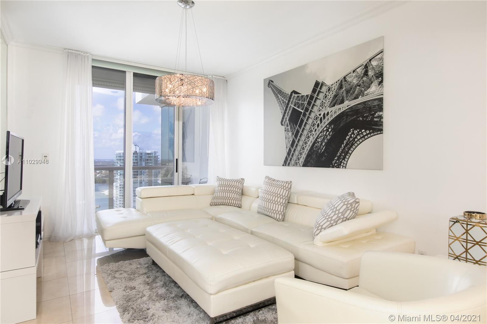 Sunny Isles Beach, FL 33160,16425 Collins Ave #OS18A