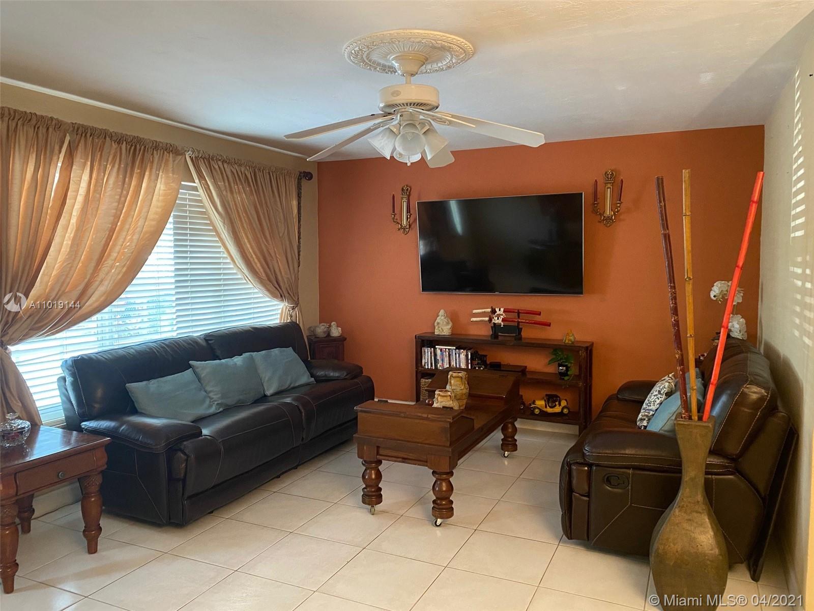 Miami Gardens, FL 33055,18031 NW 47th Ct