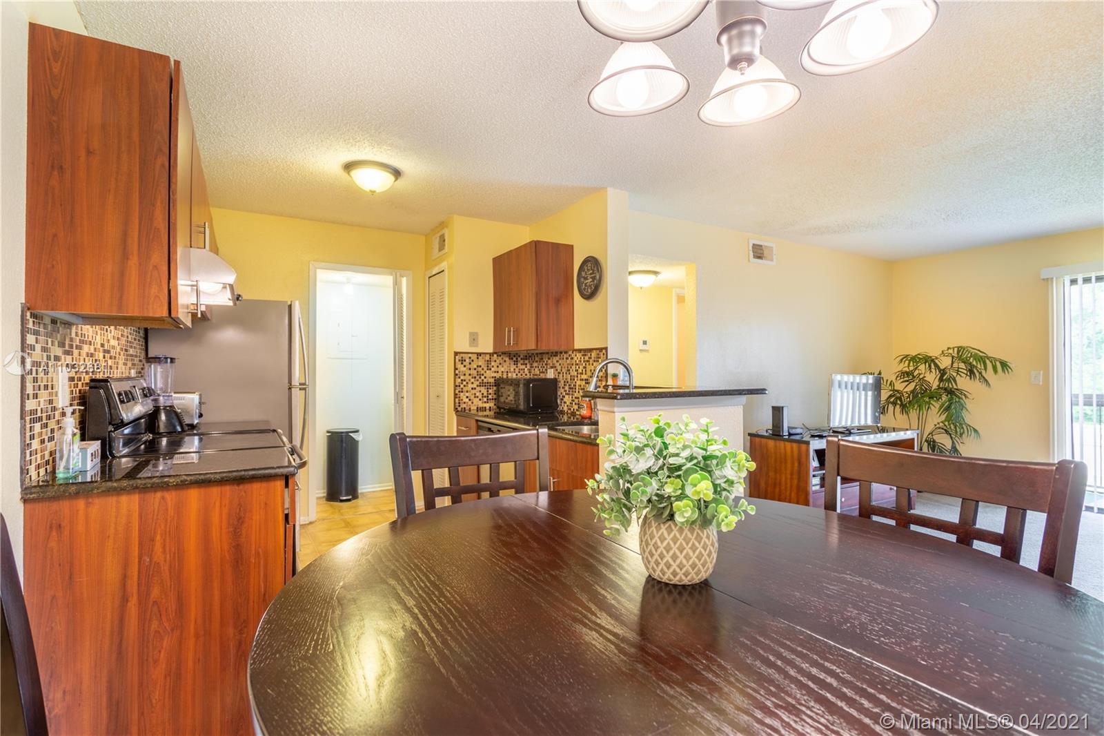 Kissimmee, FL 34741,2230 Cascades #202