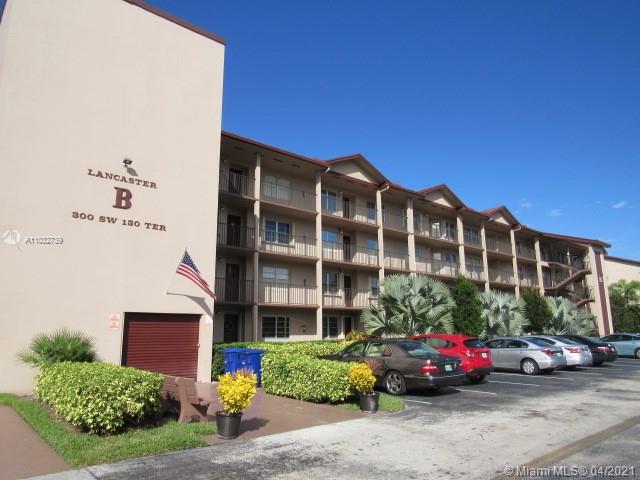 Pembroke Pines, FL 33027,300 SW 130th Ter #212B