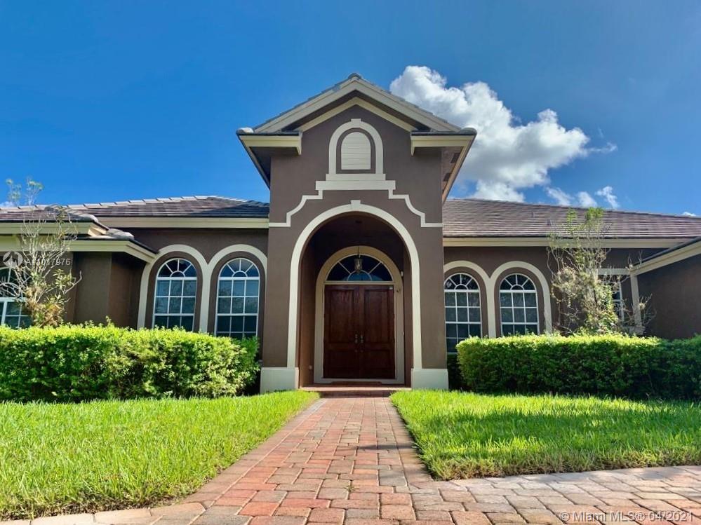 2800 E Jockey Cir E,  Davie,  FL 33330