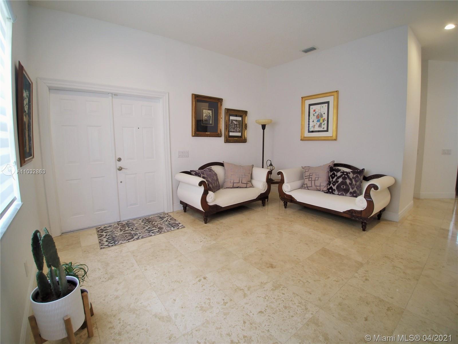 Weston, FL 33327,1063 Bluewood Ter