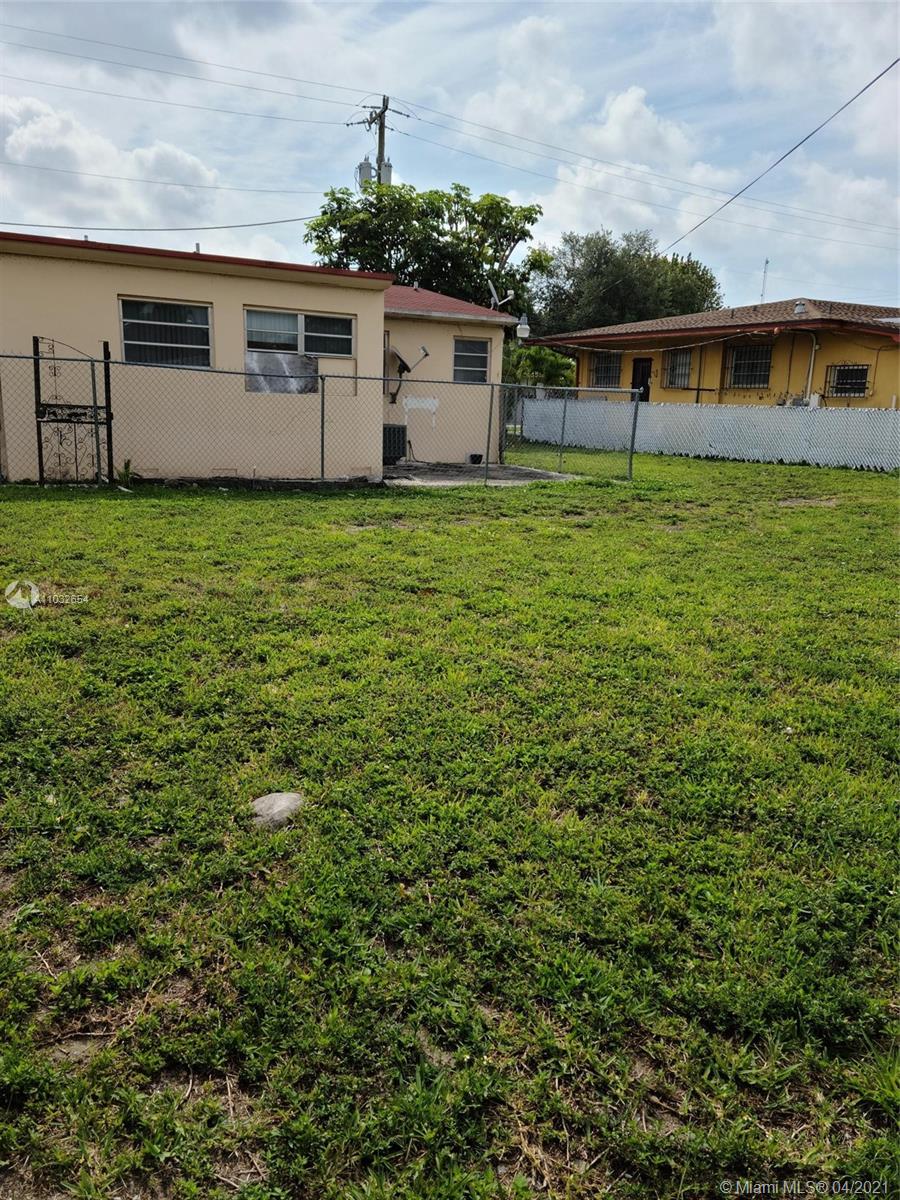 Miami, FL 33144,810 SW 71st Ave