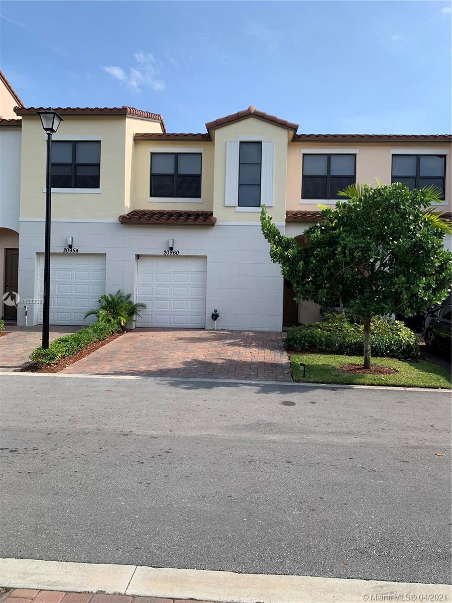 Pembroke Pines, FL 33029,20960 NW 1st Dr