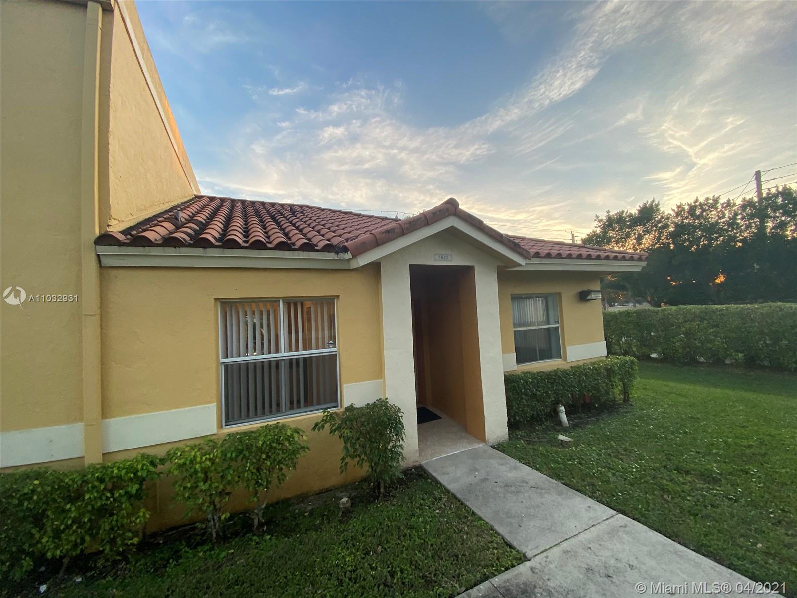 Sunrise, FL 33351,3825 NW 90th Ave #3825