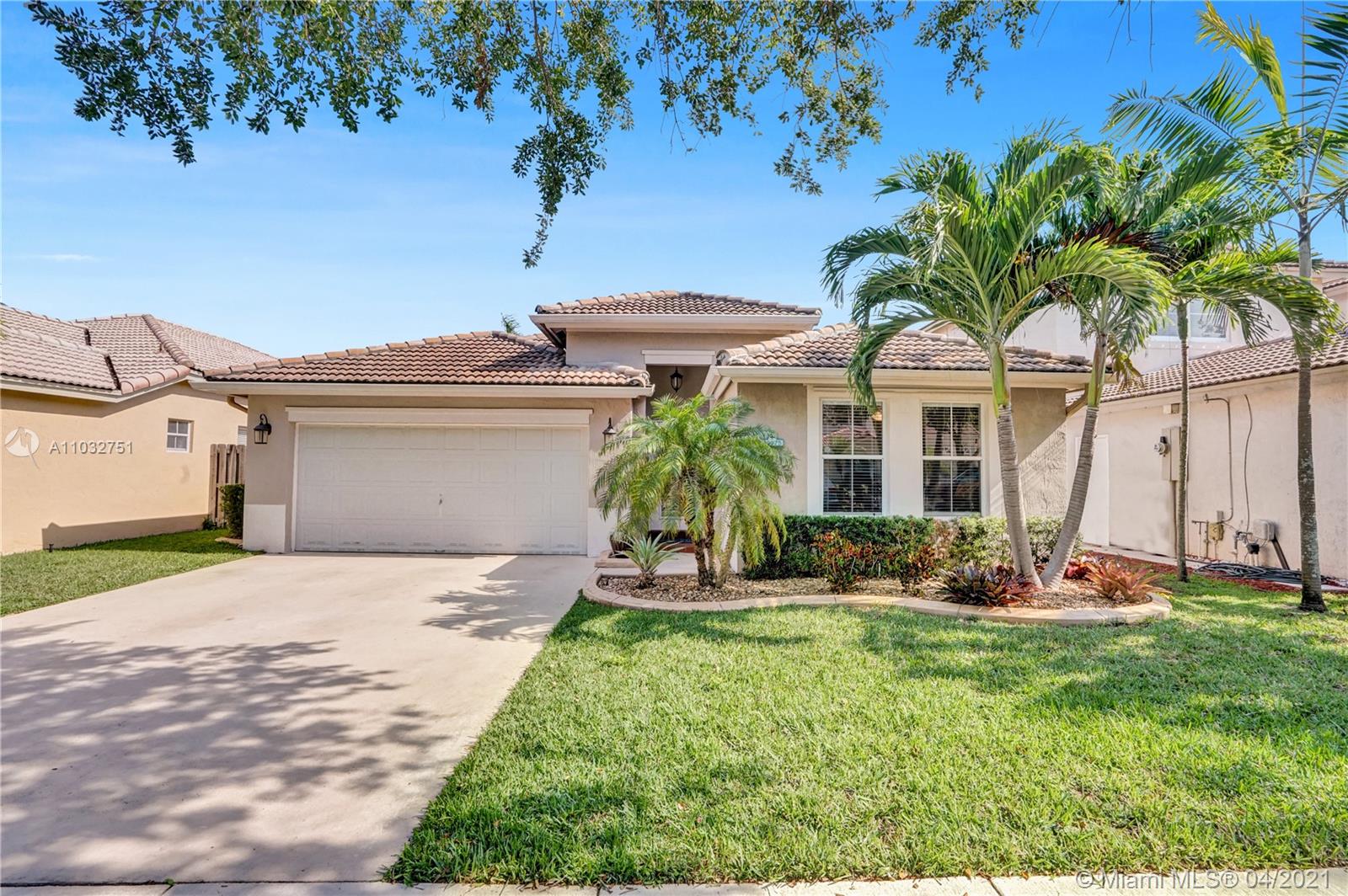 13975 S Cypress Cove Cir, Davie, FL 33325