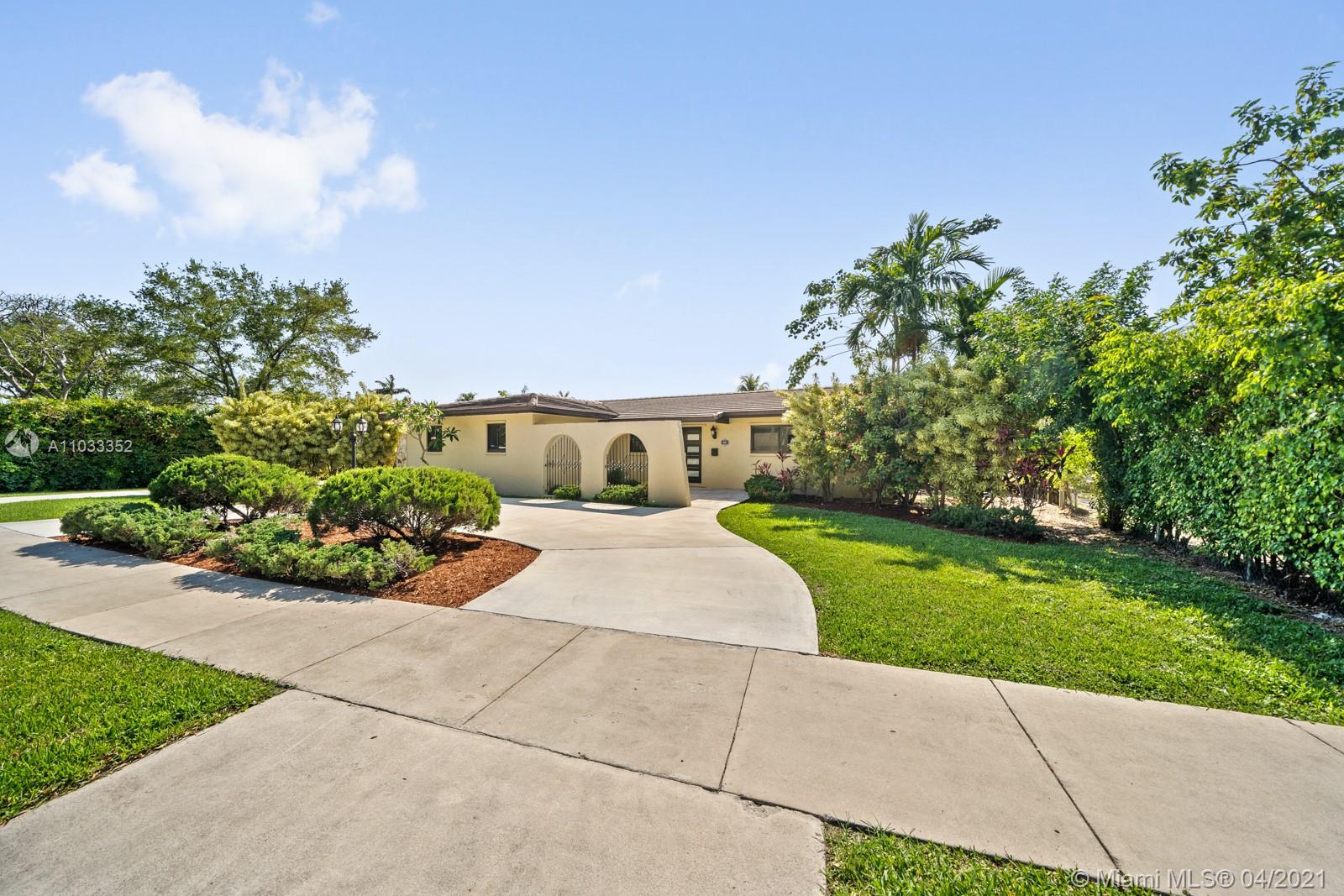 Miami, FL 33165,3220 SW 107th Ct
