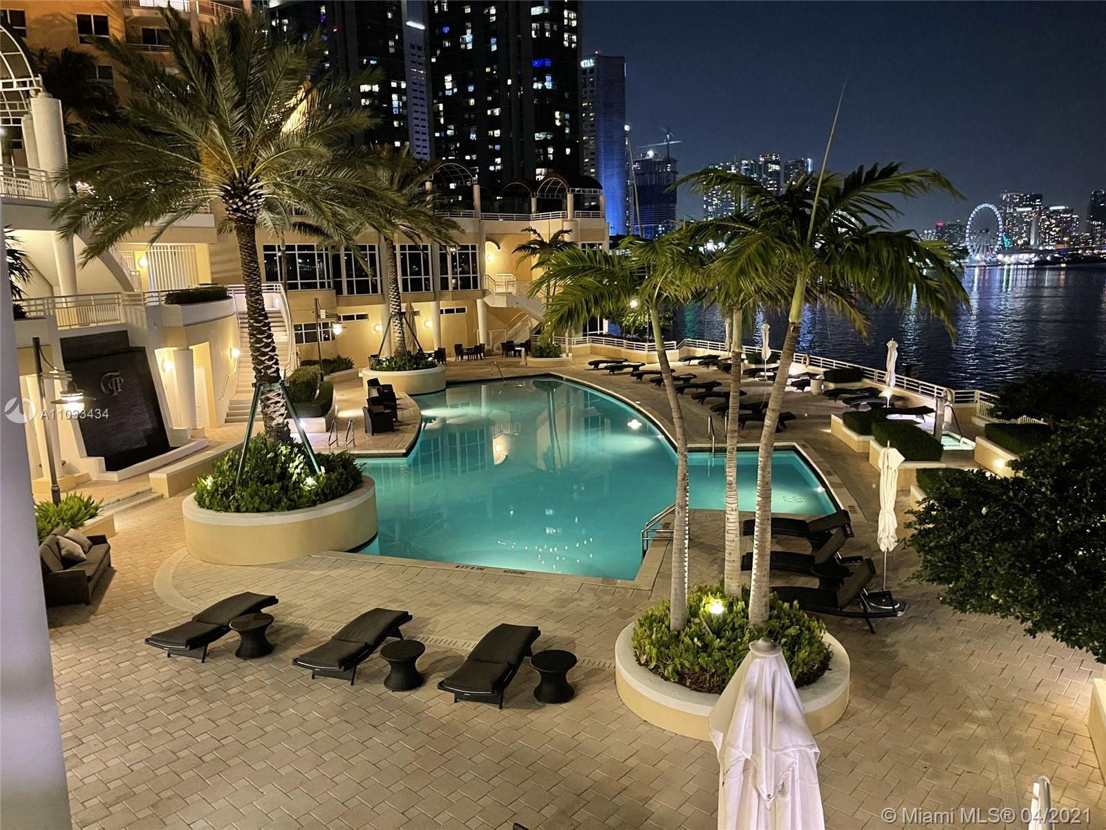 Miami, FL 33131,848 Brickell Key Dr #805